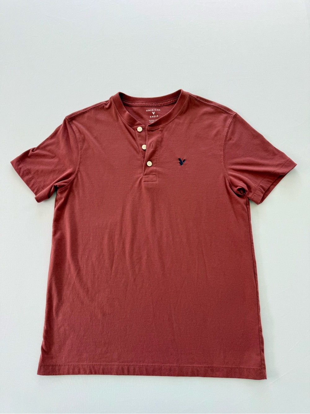 American Eagle Outfitters Men's Brick Red Short-Sleeve Henley
